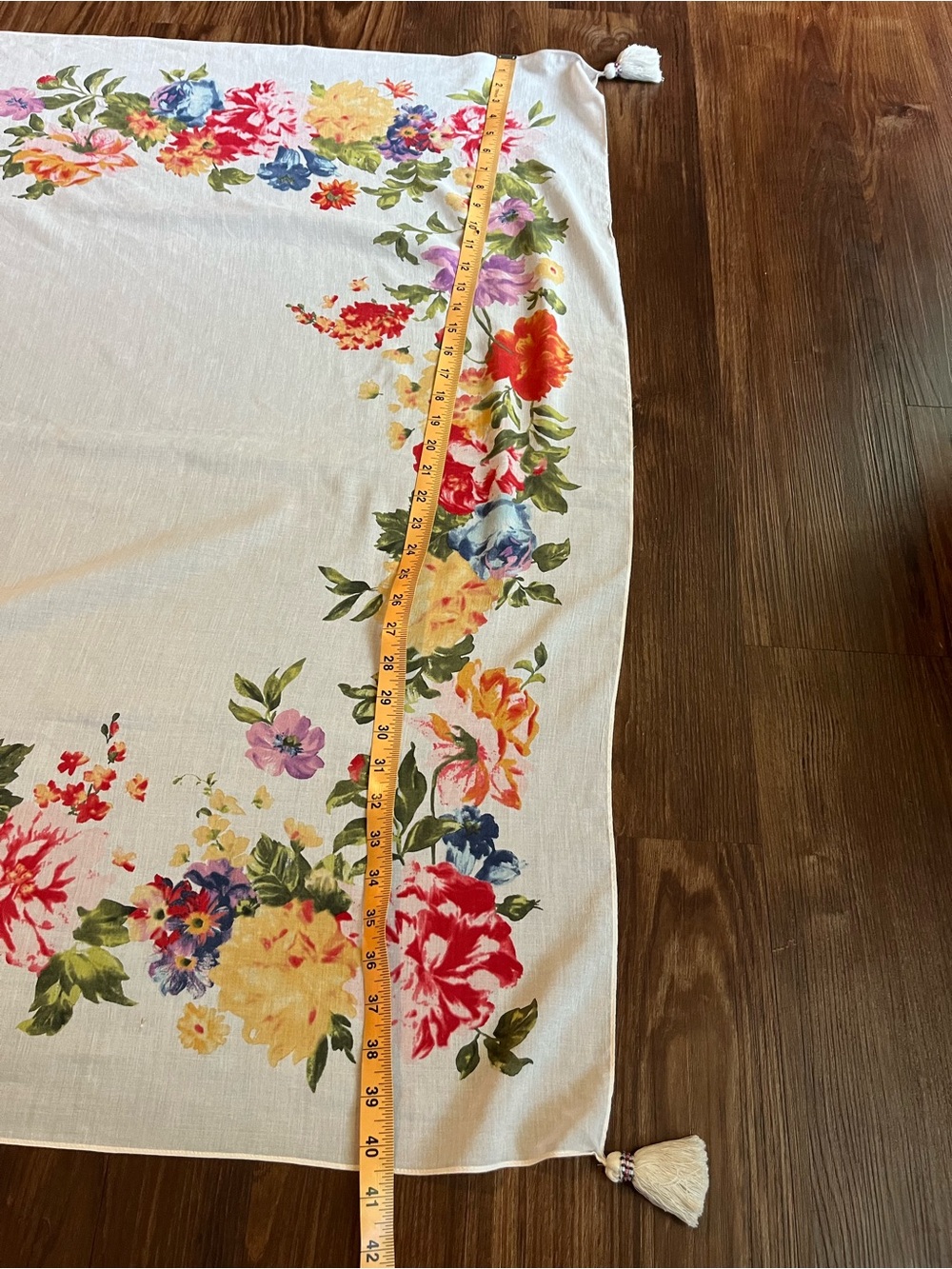 NWOT J.JILL FLORAL SQUARE SCARF WITH TASSELS - Picture 7 of 8